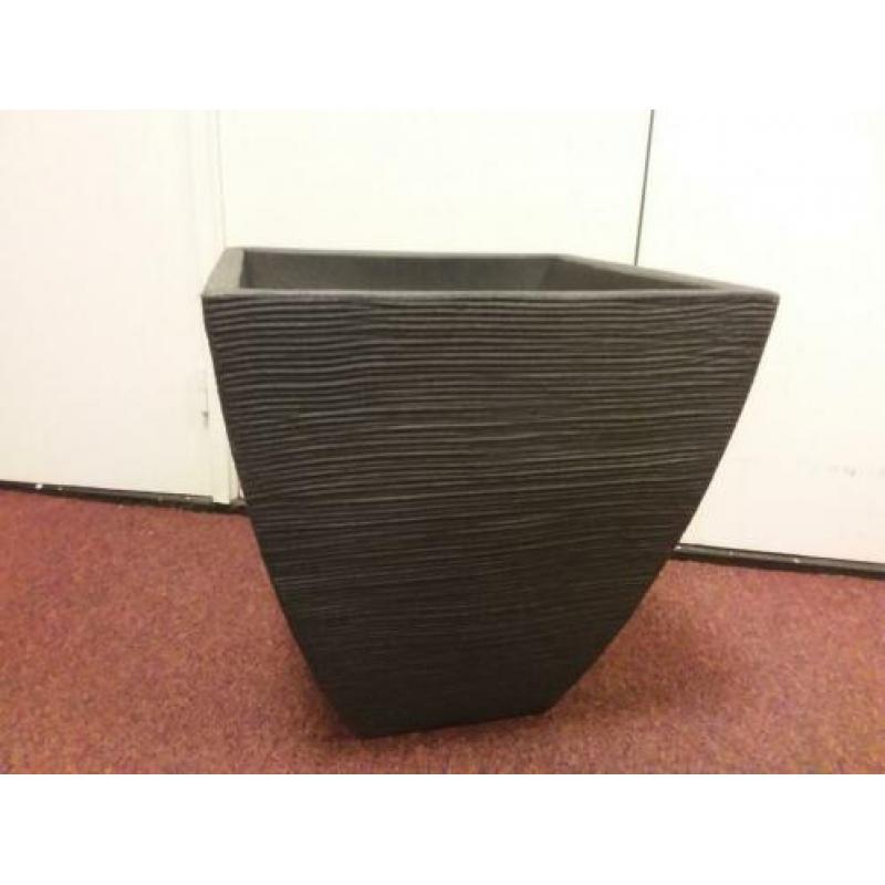 Nieuwe grote plantenpot 40×40×42 cm