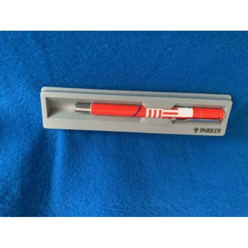 Parker pen TNT Post