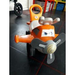 Planes Dusty, Loopauto met Licht en Geluid