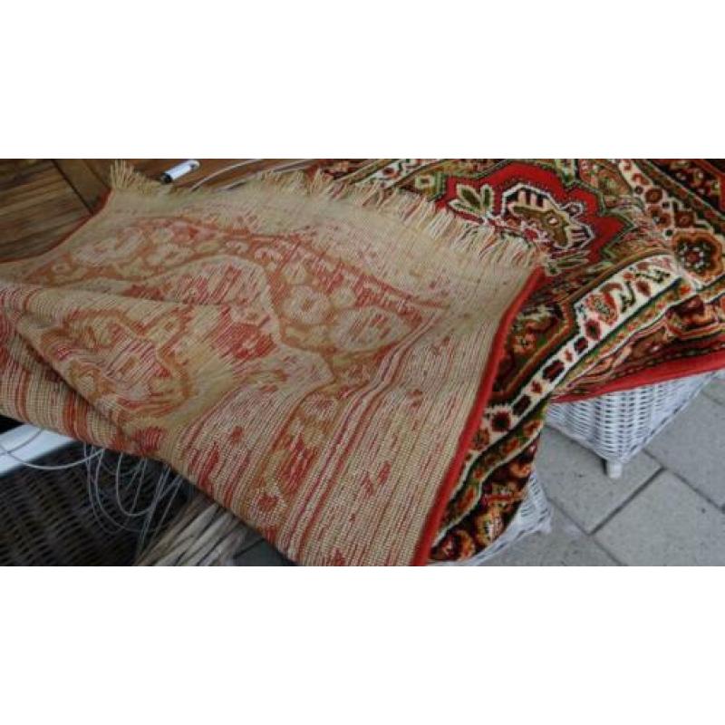 Smyrna Tafel Kleed Loper.