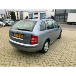 Skoda Fabia Combi 1.4 Comfort Mooie nette auto km nap