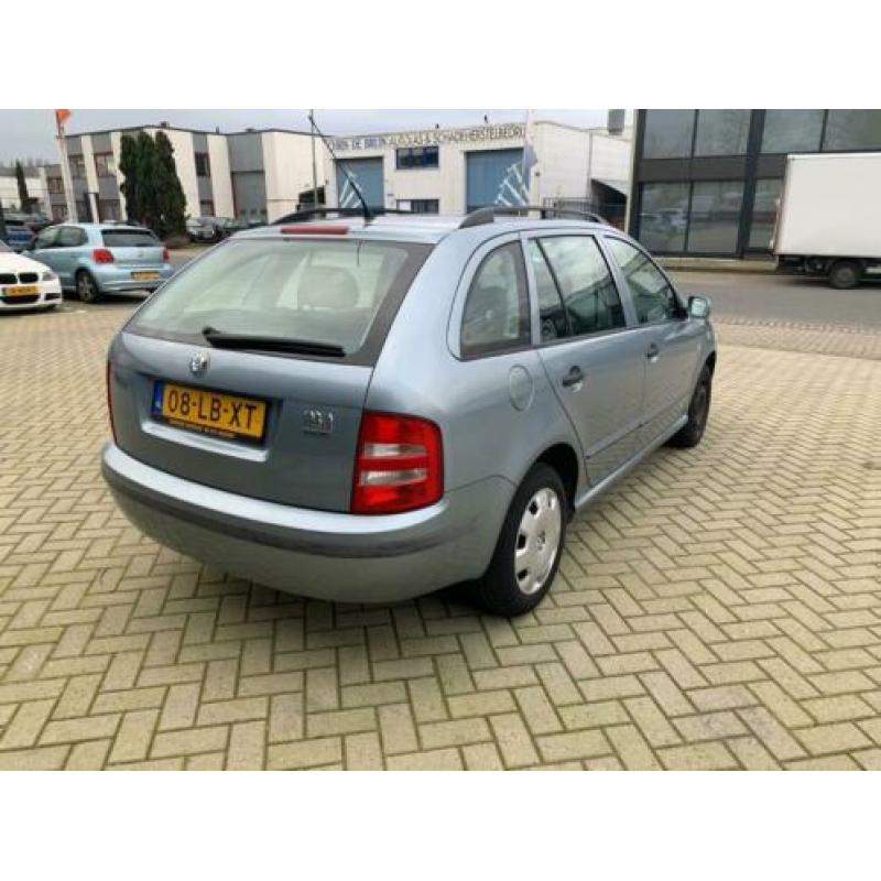 Skoda Fabia Combi 1.4 Comfort Mooie nette auto km nap