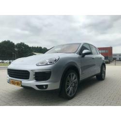 Porsche Cayenne 3.0 S E-Hybrid (bj 2015, automaat)