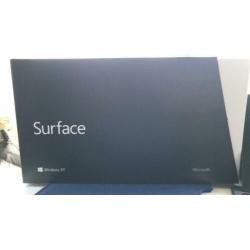 Te koop! Windows surface RT 64GB + sensortoetsenbord
