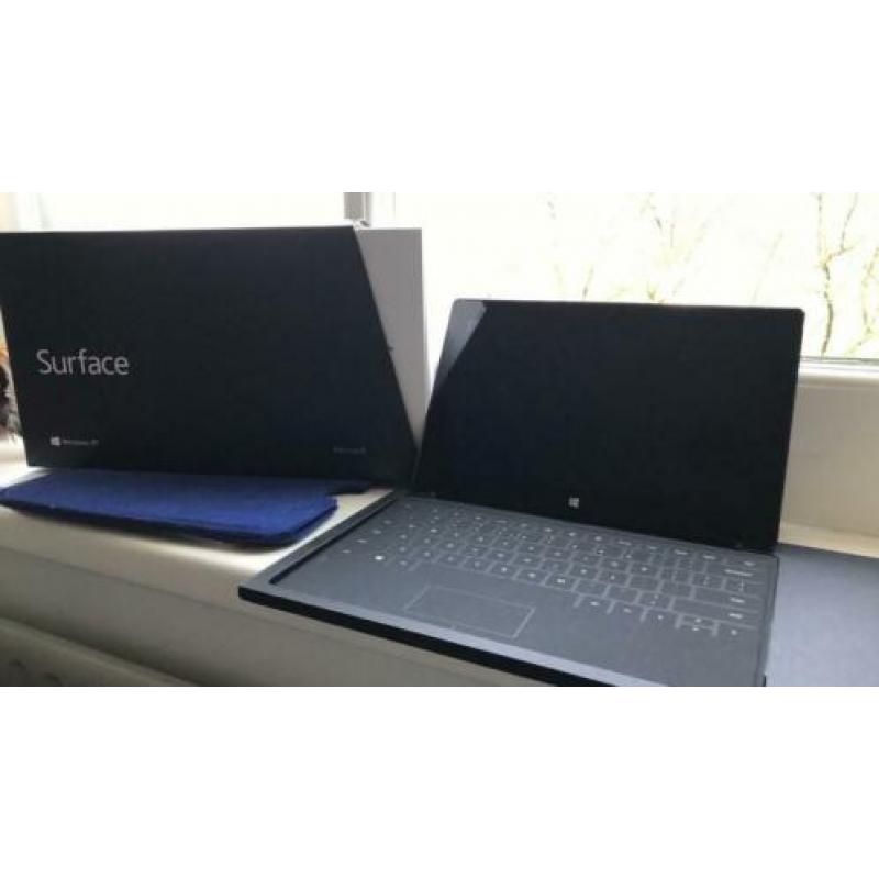 Te koop! Windows surface RT 64GB + sensortoetsenbord