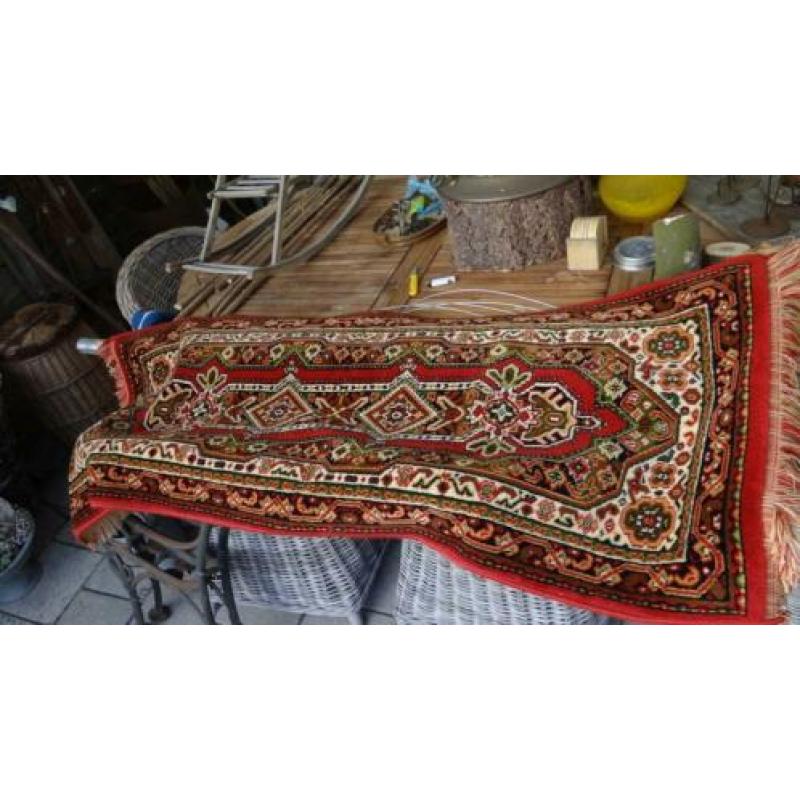 Smyrna Tafel Kleed Loper.