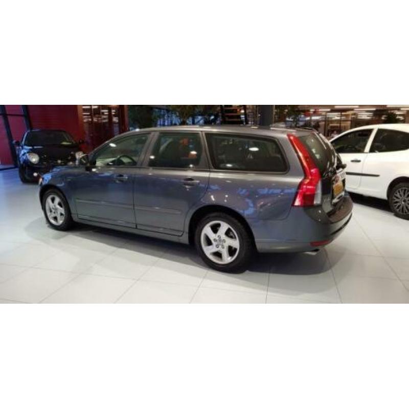 Volvo V50 2.0 D3 Momentum