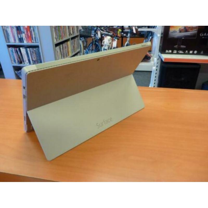 Surface Pro 3 - i7 - 256 GB - Windows 10 | Pawn Eindhoven
