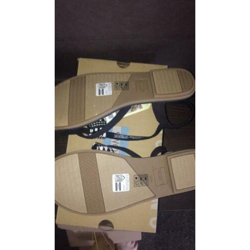 Toms lexia sandalen maat 38,5 nieuw