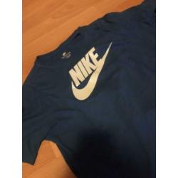 Nike shirts en polo maat s