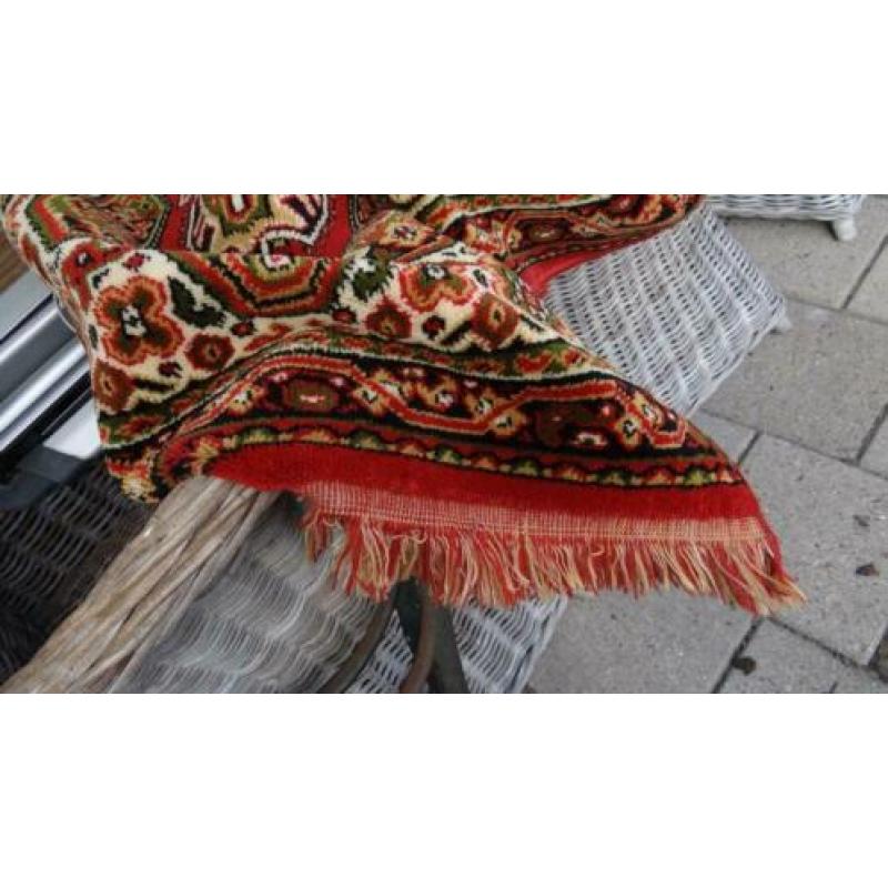 Smyrna Tafel Kleed Loper.