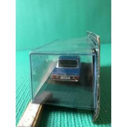 1:43 Mercedes 200D