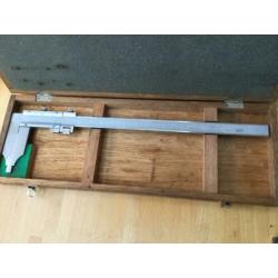 Mitutoyo schuifmaat 30 cm