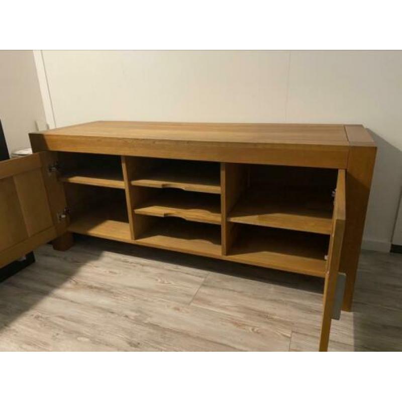 Dressoir en tafeltjes te koop