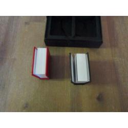 de boeken met alle antwoorden mini in doos gewone + liefde