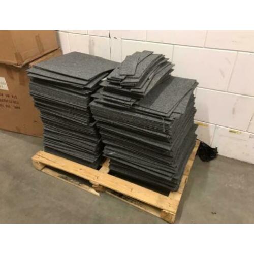 Tapijttegel grijs, ca. 55 - 60 m2