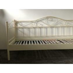 Metalen crème wit bed incl lattenbodem 90x200