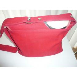 Luiertas Verzorgingstas ROOD
