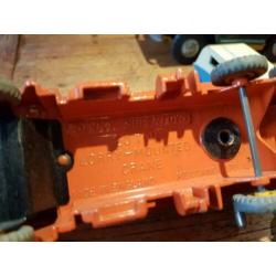 Setje antieke autootjes met o.a. Dinky Toys