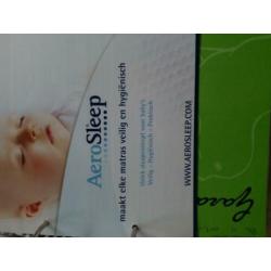 Baby ledikant + matras + aerosleep topper