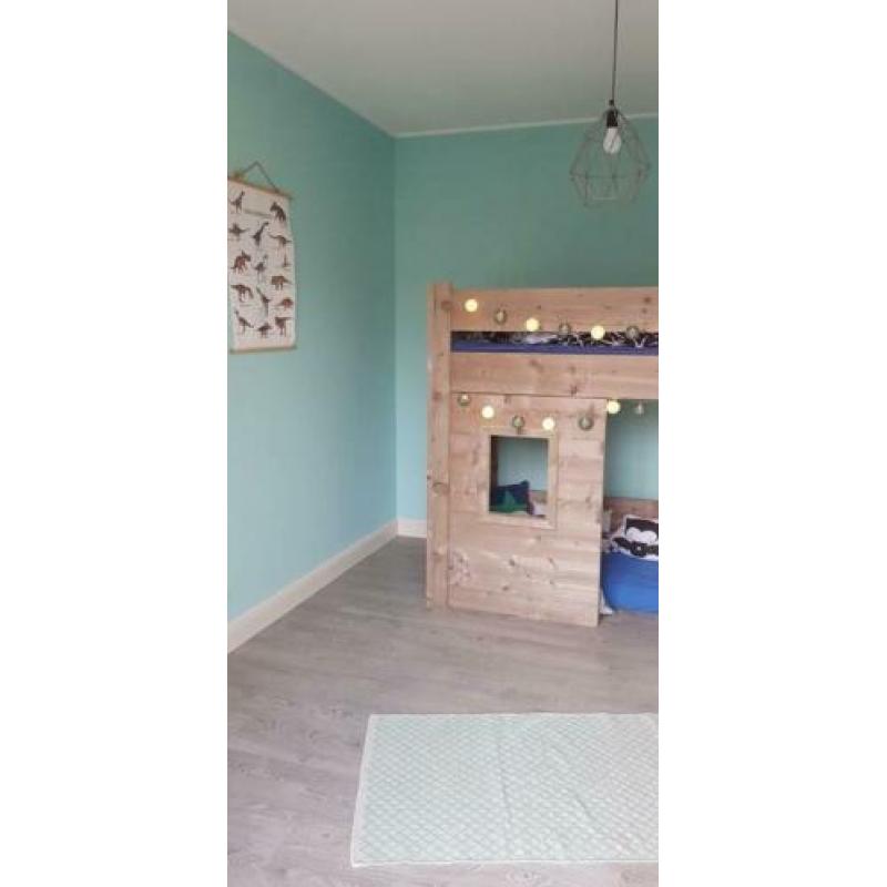 Super gave half hoogslaper steigerhout ZGAN met speelhut