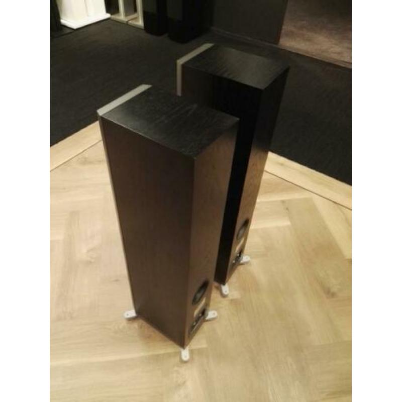 Dynaudio Excite X32 zwart