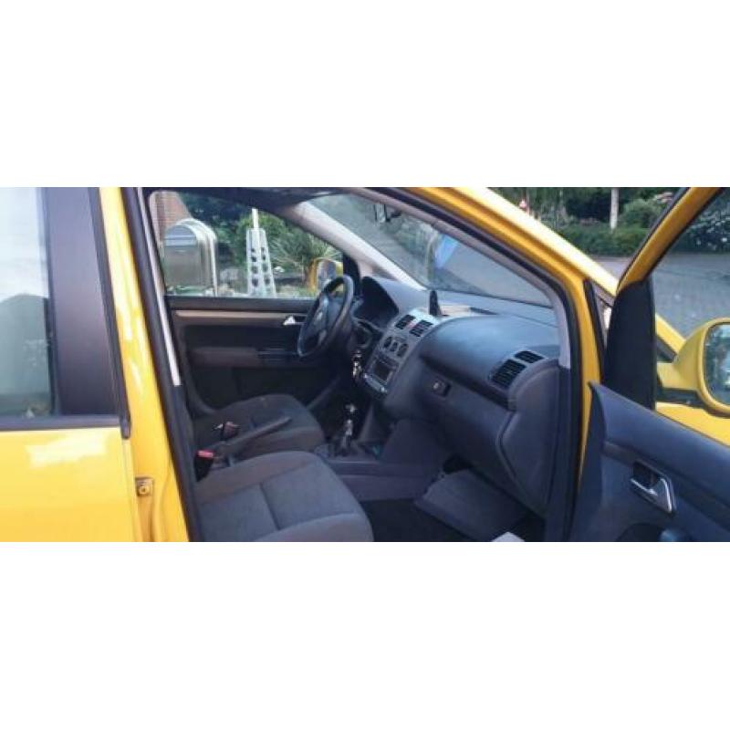 Te koop Volkswagen Touran (grijs kenteken)