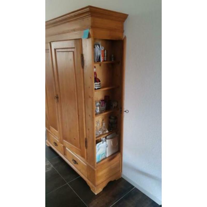 grenen kast