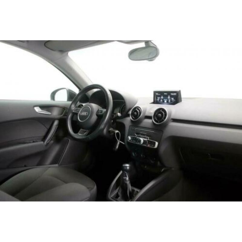 Audi A1 Sportback 1.0 TFSI Adrenalin Navigatie Airco Cruise