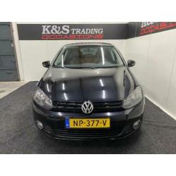 Volkswagen Golf 1.6 TDI BlueMotion Leder Navi pdc Highline