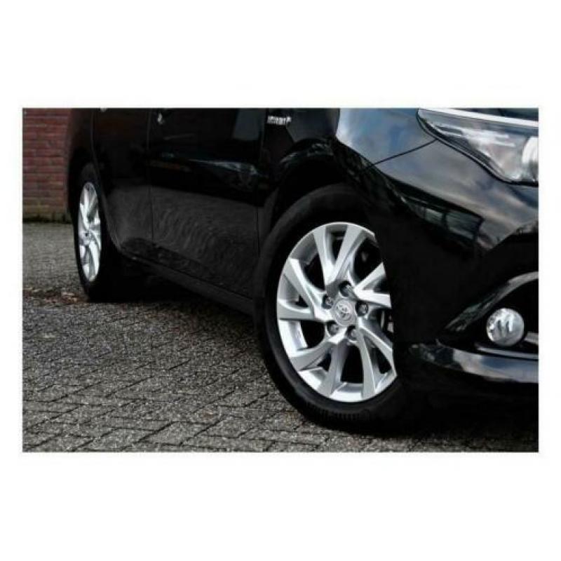 Toyota Auris TS 1.8 Hybrid Trend NL Auto Pano NAVI Cruise