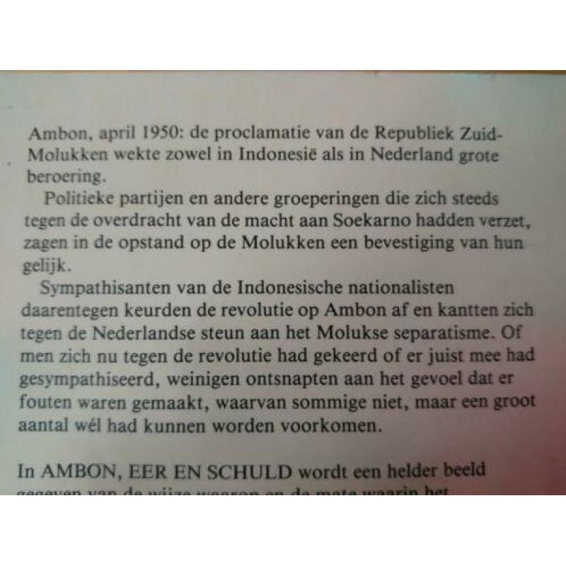 Ambon Eer en Schuld - Politiek en Pressie (Bosscher, 1985)