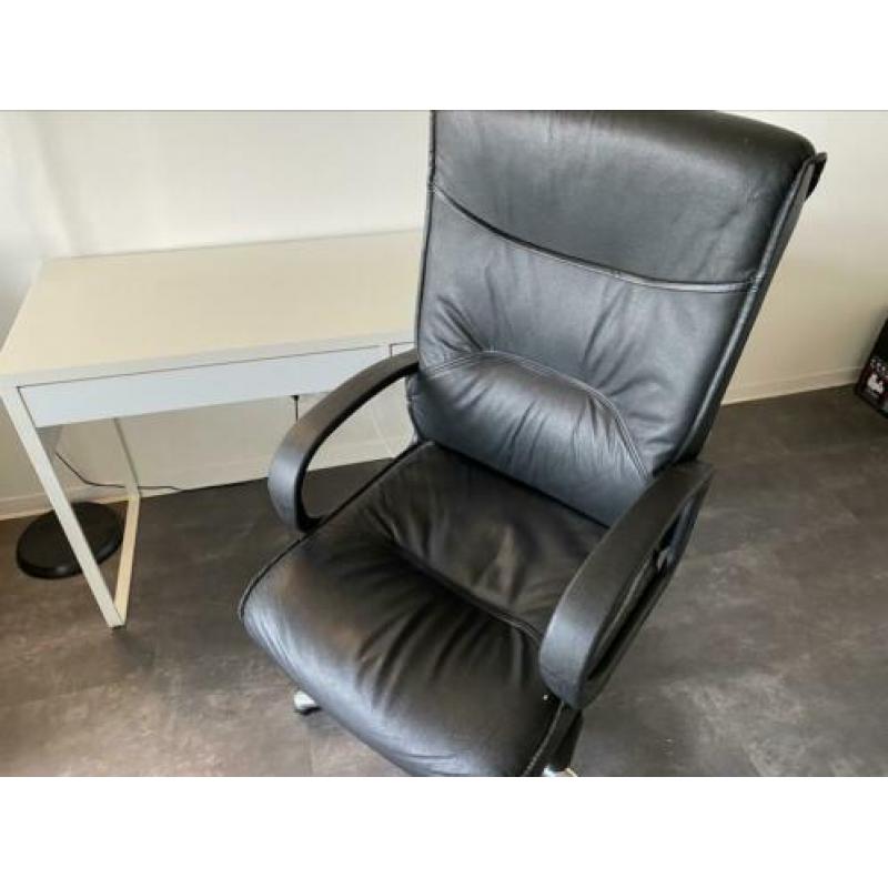 Computer Desk & Chair Bureaus