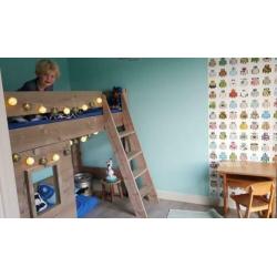 Super gave half hoogslaper steigerhout ZGAN met speelhut