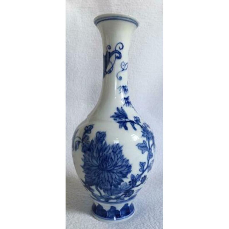 Antiek Chinees porselein vaas kangxi leaf gemerkt Qing