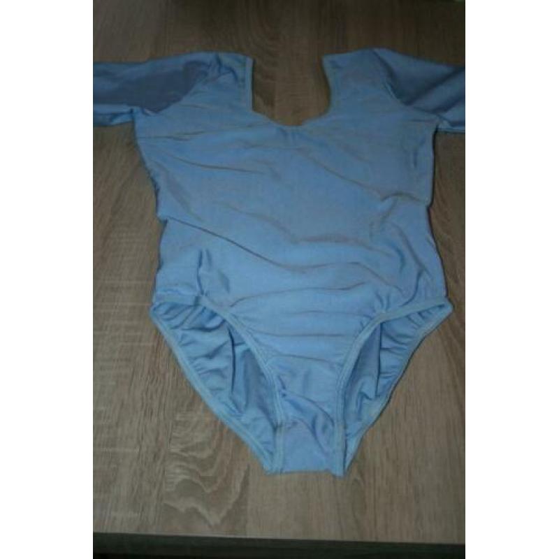 Nieuw Instep balletpakje maat 4 (=164) lichtblauw rond