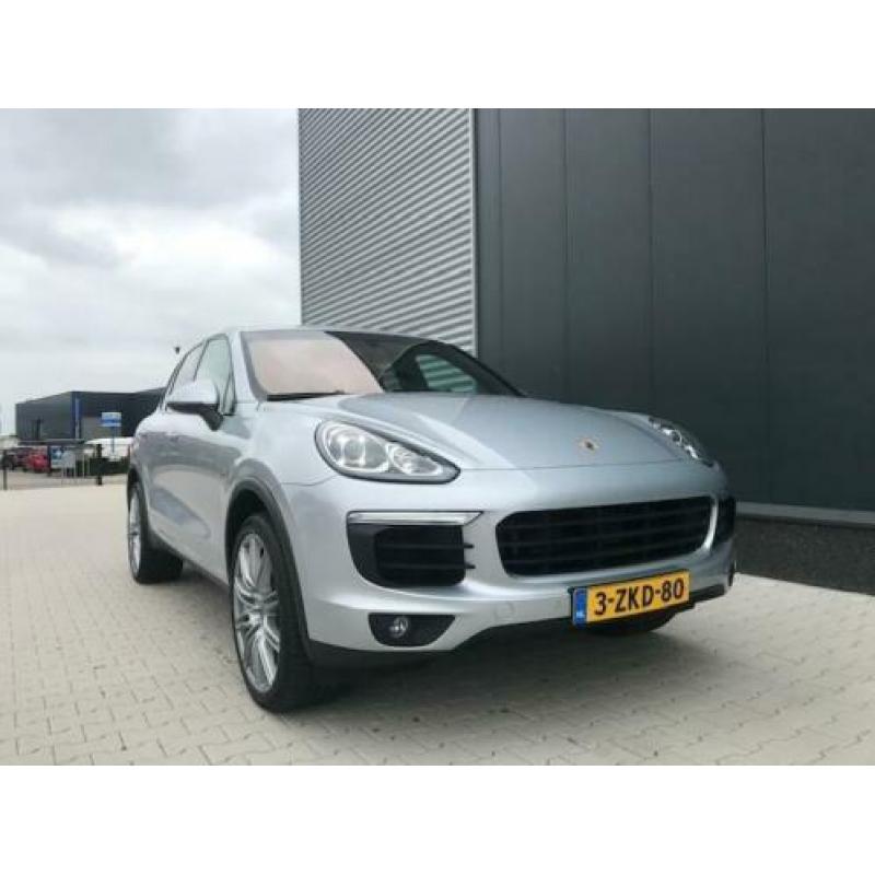 Porsche Cayenne 3.0 S E-Hybrid (bj 2015, automaat)