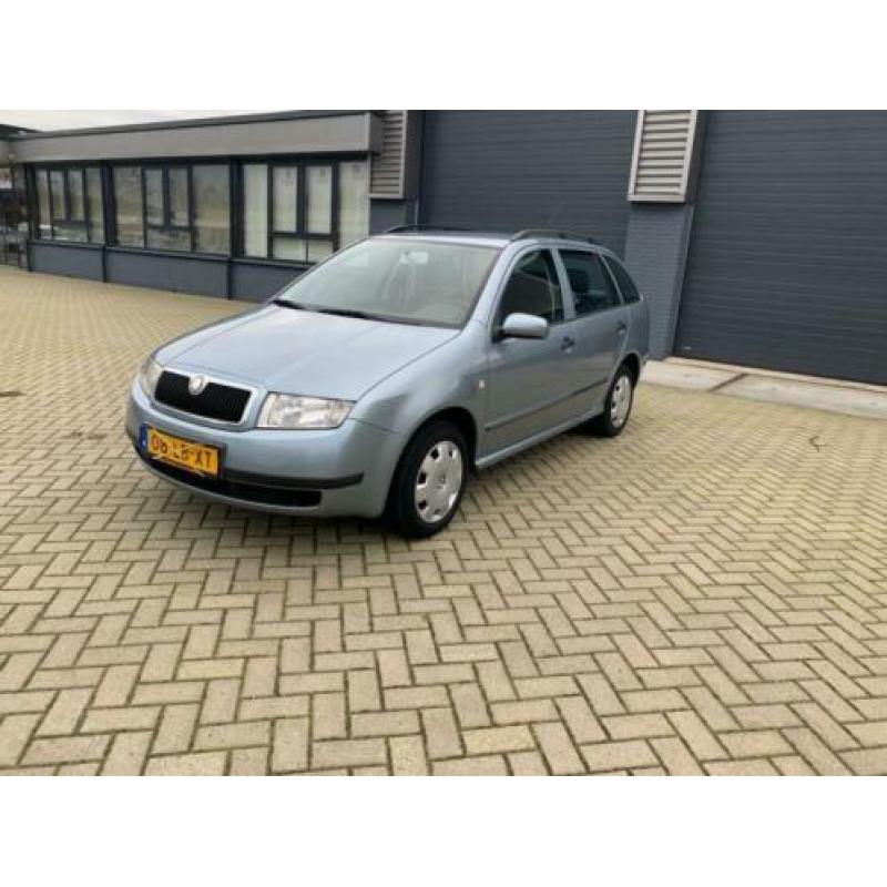 Skoda Fabia Combi 1.4 Comfort Mooie nette auto km nap