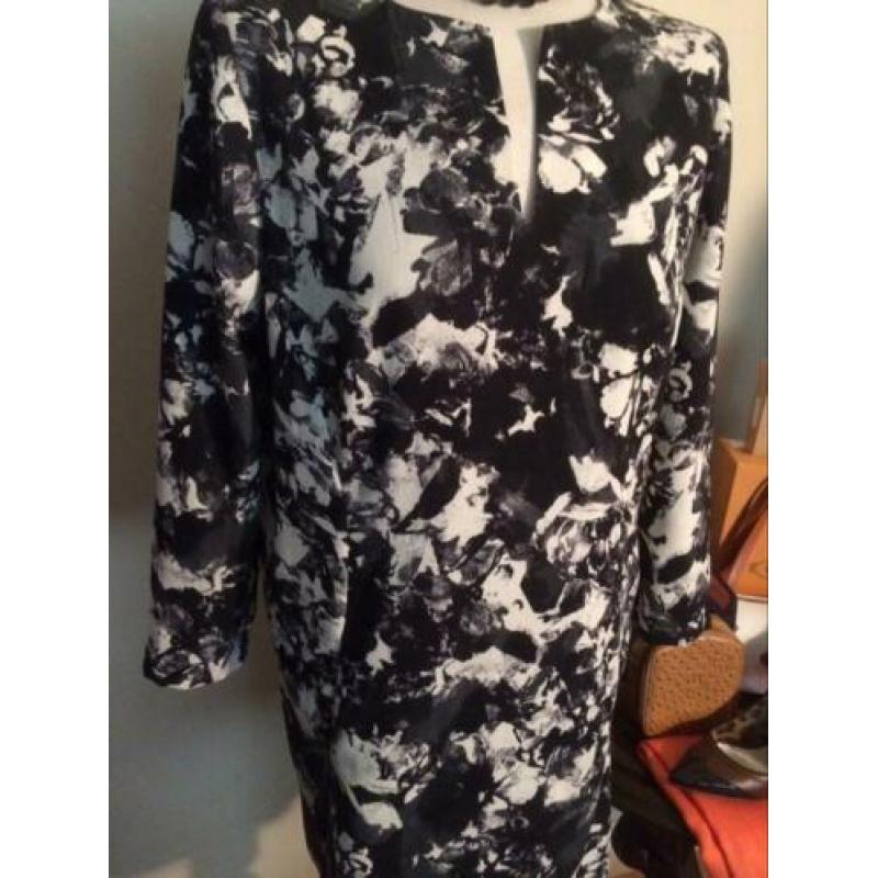 Essentiel antwerp jurk