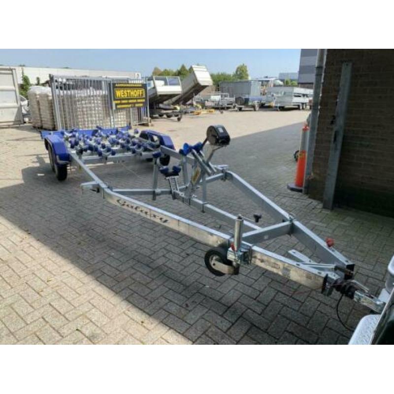 Sunway boottrailer 2500kg 8/2018 60 rollen ideaal/snel