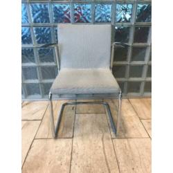Artifort Sedus slede stoel, chrome/grijs met armleggers