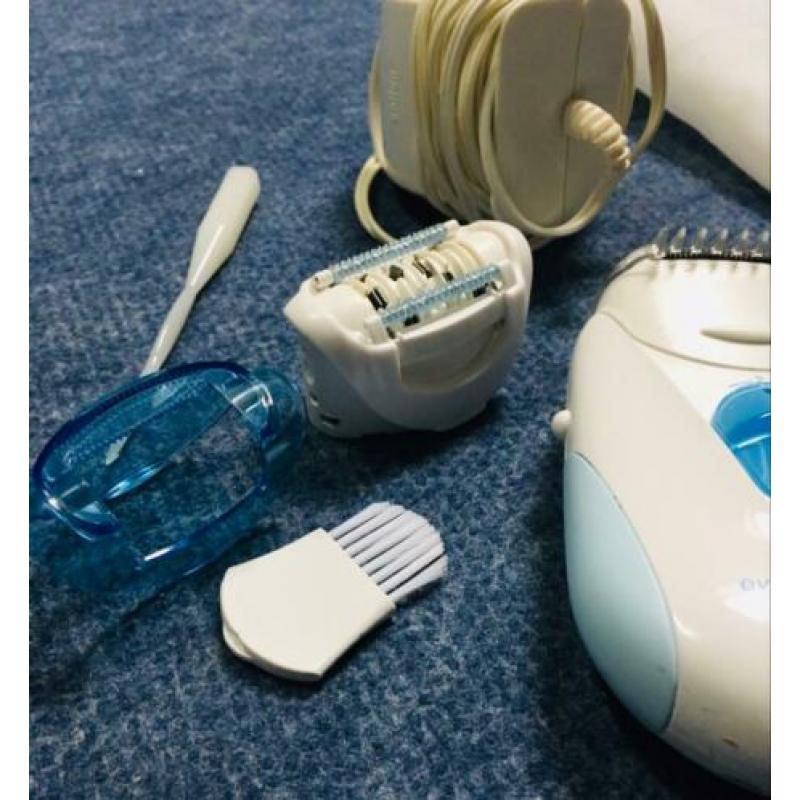 Als nieuw: Braun silk-epil incl accesoires