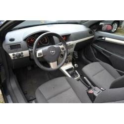 OPEL Astra Twintop TwinTop 1.8 16V Airco/NAP/Cruise/18"