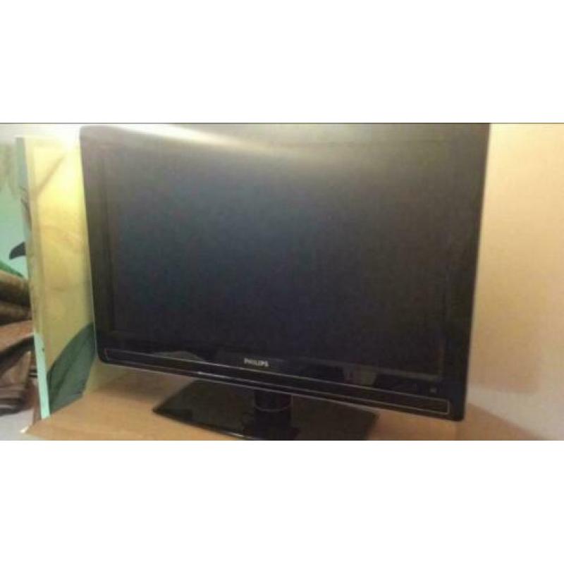 Philips 32” / 82cm LCD tv - 32PFL7762D