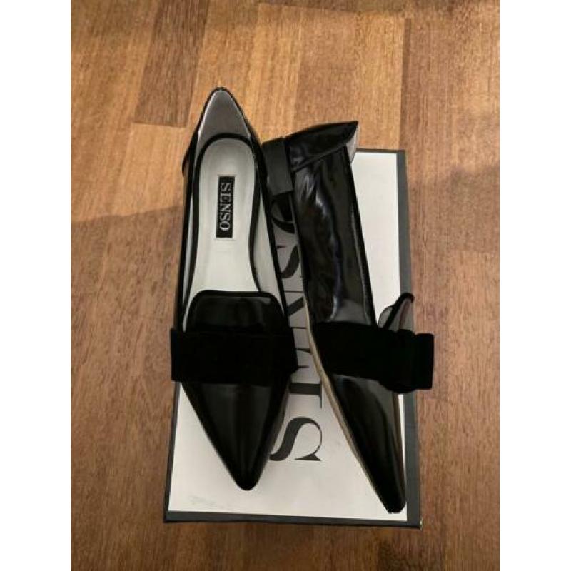 Senso smart patent court shoes new never worn 39