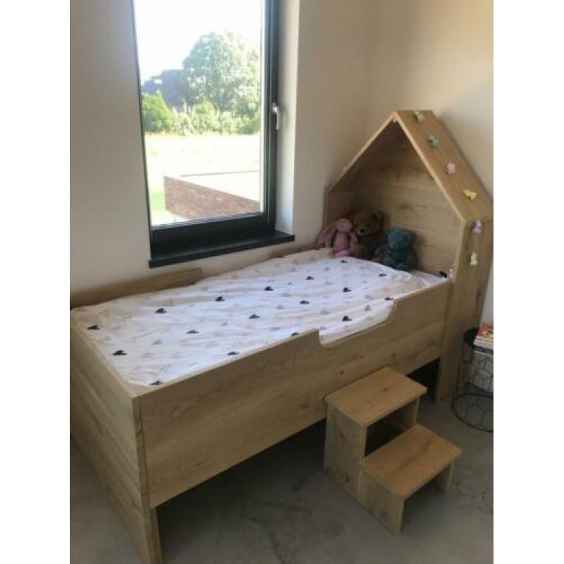 Veel soorten kinderbedden op maat! van stevig eikenhout