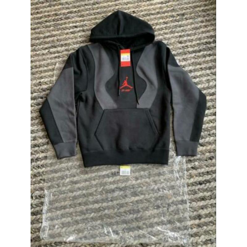 Jordan x Off-White hoodie maat S