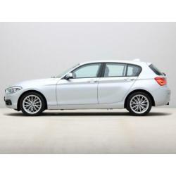 BMW 1 Serie 118i Sport Line Edition | Navigatie Professional