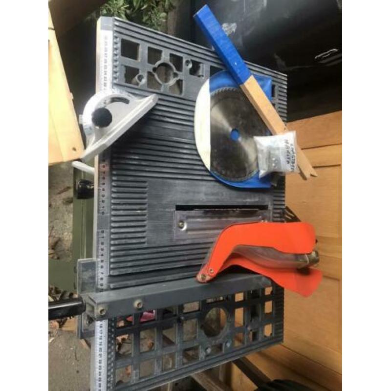Makita 2708 tafelzaag