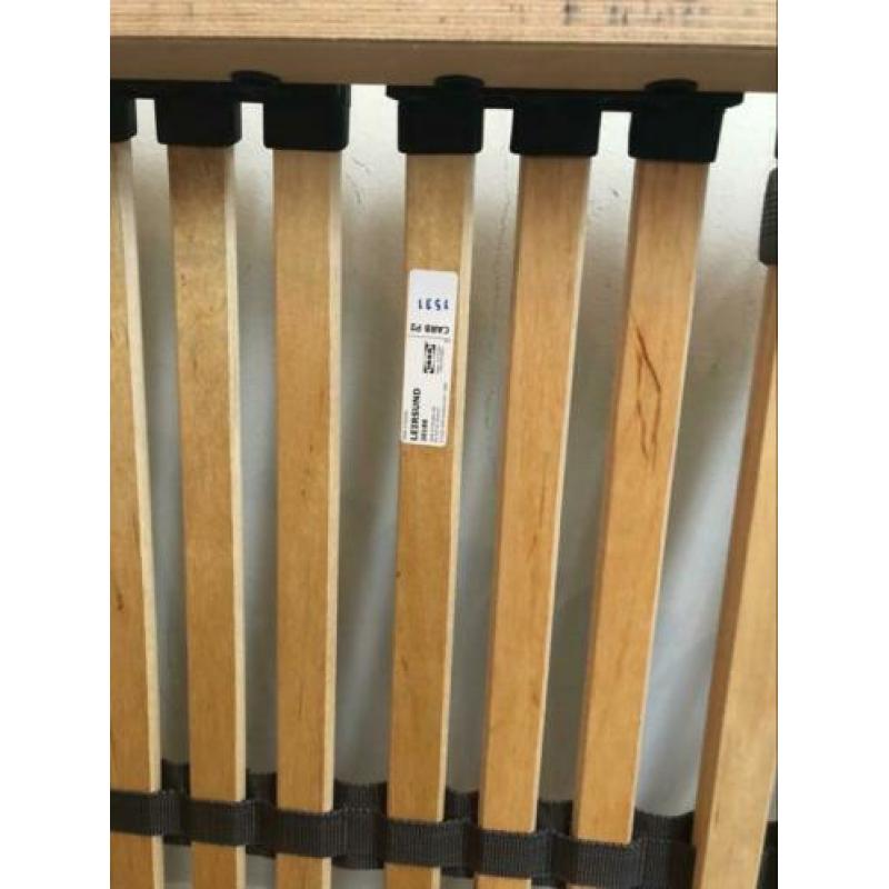 Bed ikea